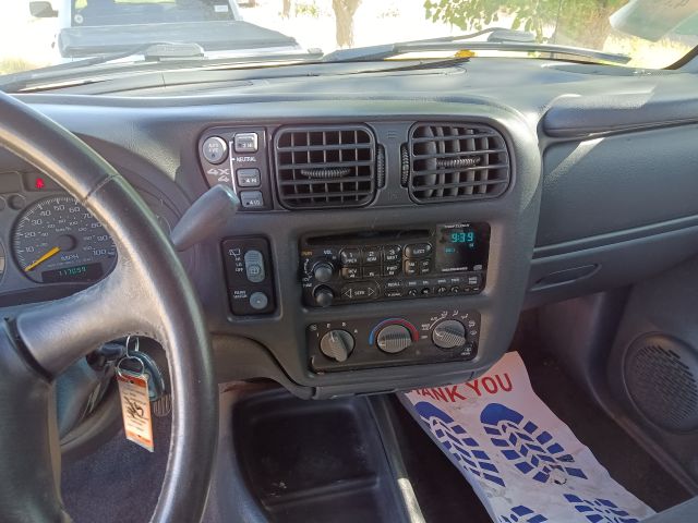 2000 BLAZER LT 4X4 (4).jpg